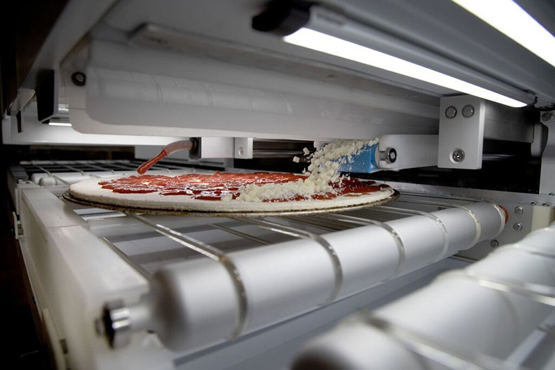 Picnic, el robot que prepara 300 pizzas cada hora gracias a la tecnología Machine Learning